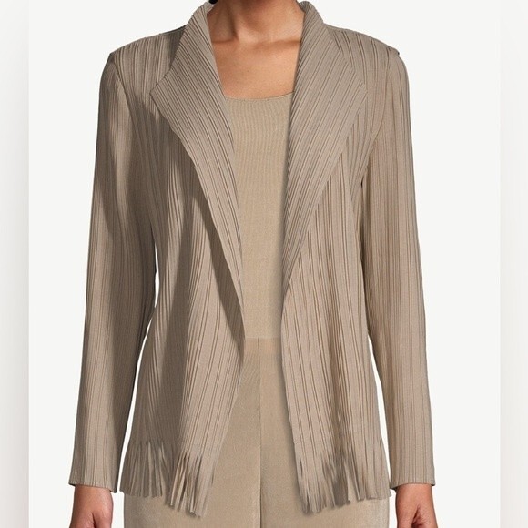 Chico’s Fringe Pleated Jacket Size 4 (20/22) - Picture 2 of 5